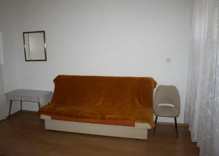 Sobe Stipe Konukevi Primošten